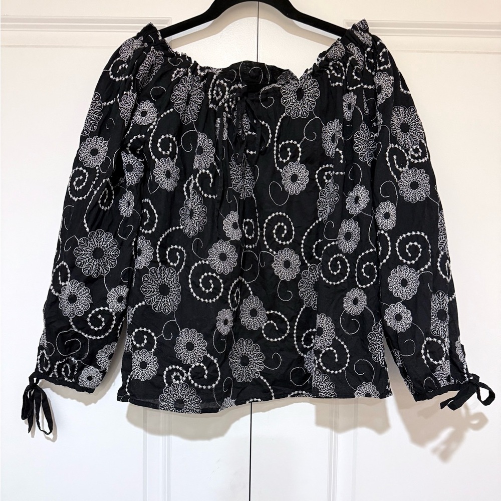 Katherine of New York Chic Black and White Floral Embroidered Blouse